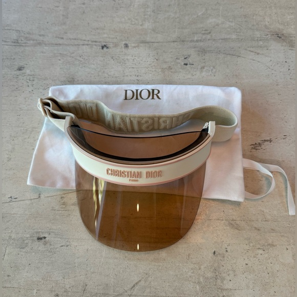 ALMOST NEW DiorClub V1U visor in Pink / Beige - Picture 2 of 8